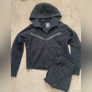 Nike black track suit set